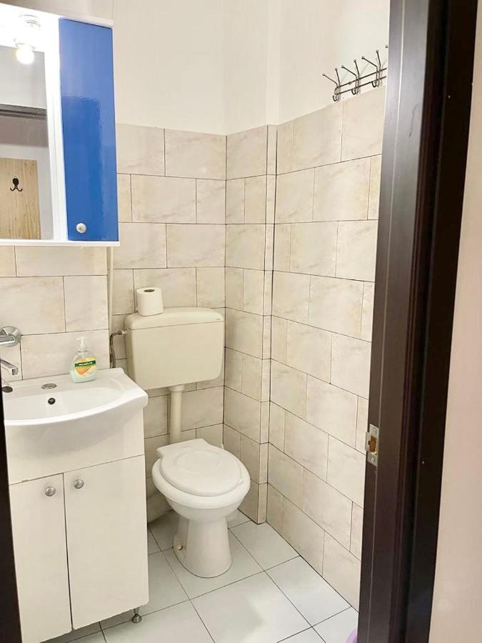 Cozy Apartments Bacău Екстериор снимка