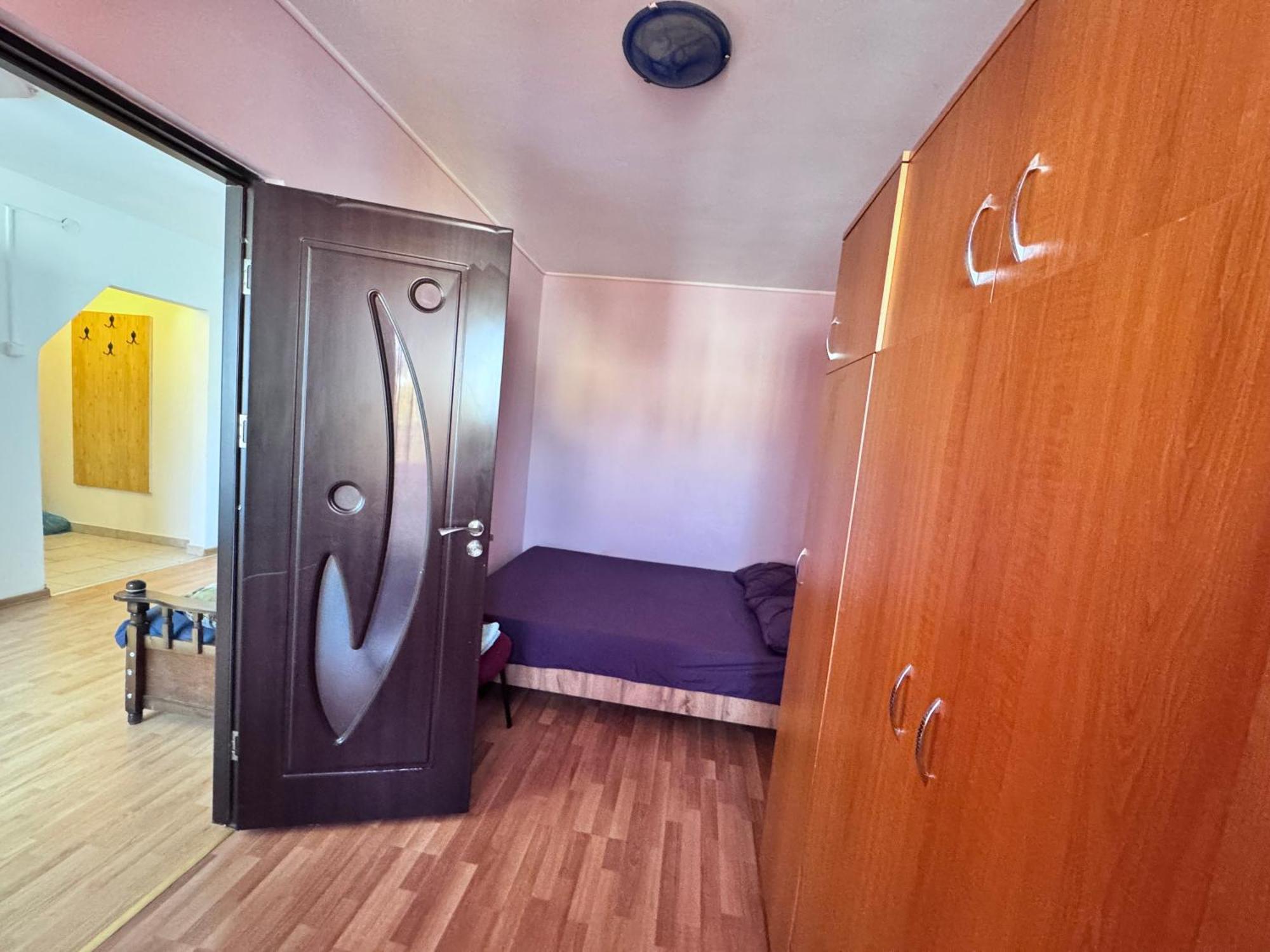 Cozy Apartments Bacău Екстериор снимка