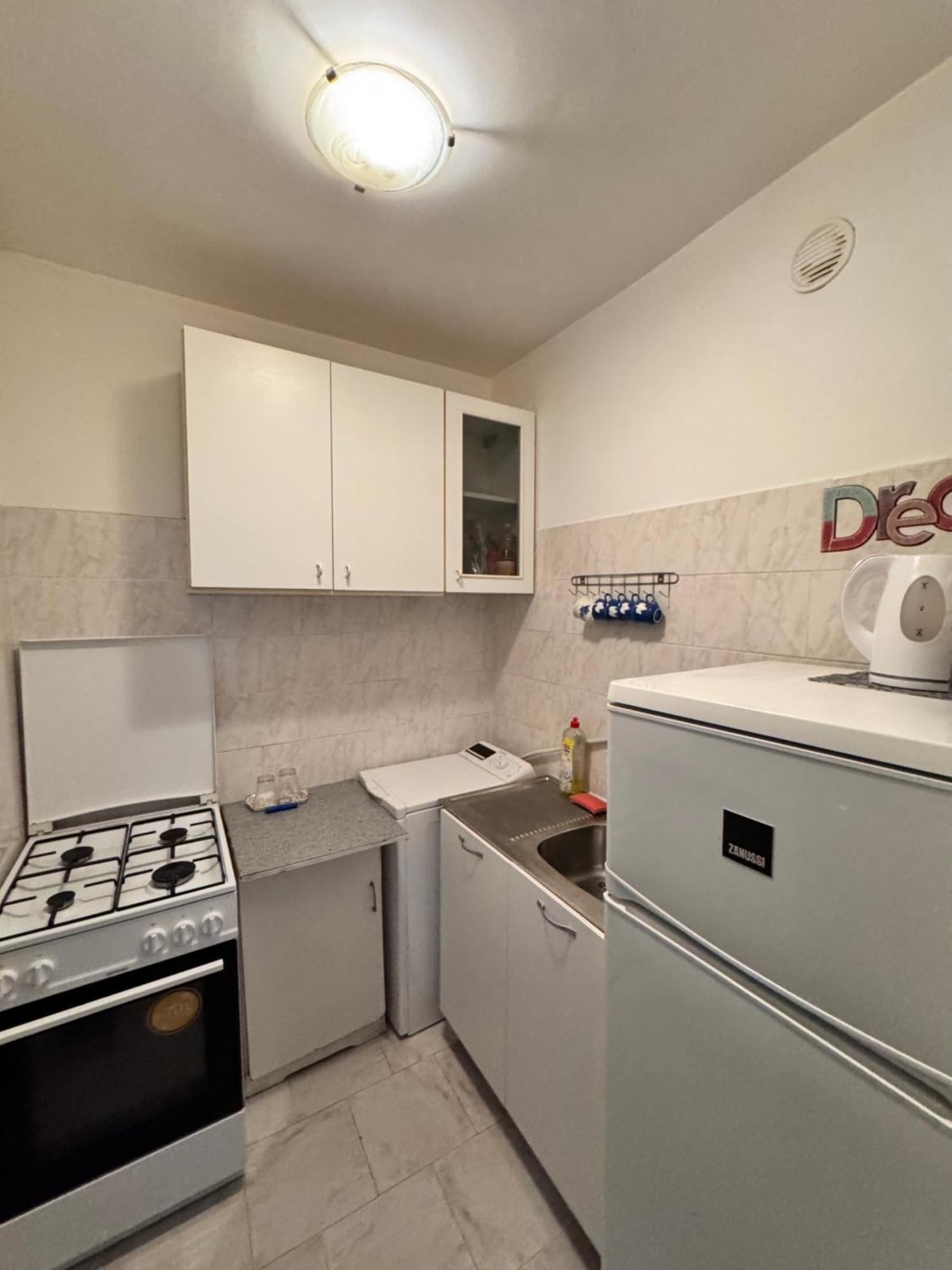 Cozy Apartments Bacău Екстериор снимка